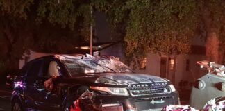 Overturned Car Blocks N. Royal Poinciana For an Hour on a Friday.