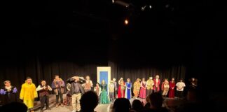 LOL Lots Of Laughs. Pelican Playhouse Does It Again